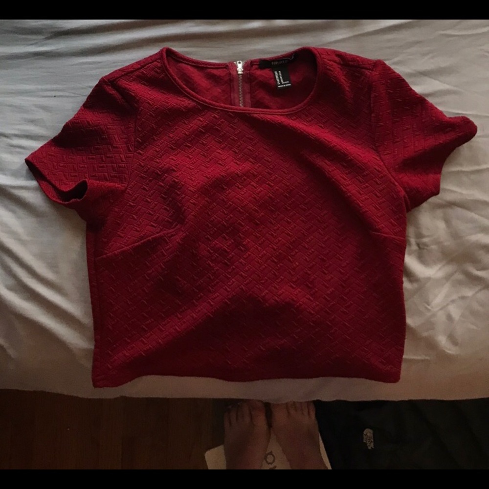 red crop top